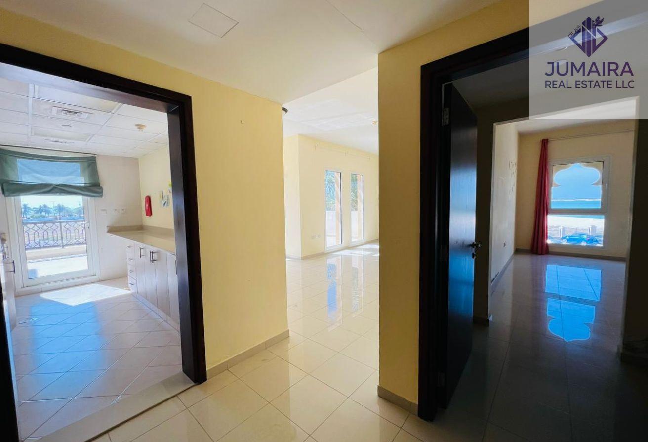 Bright 1-Bed Apartment Featuring Big Balcony/Sale