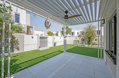 Townhouse - 4 - 4 for rent in Zahra Townhouses - Town Square - Dubai