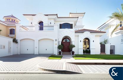 Villa - 5 Bedrooms - 5 Bathrooms for rent in Garden Homes Frond D - Garden Homes - Palm Jumeirah - Dubai