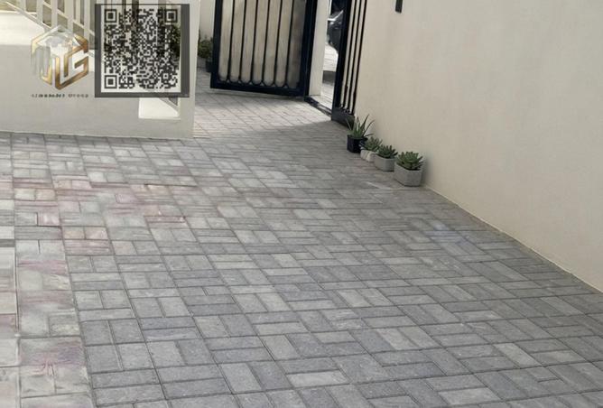 128355860 - Property Main Image