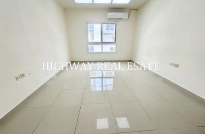 Apartment - 2 - 2 for rent in Muwaileh 3 Building - Muwaileh - Sharjah