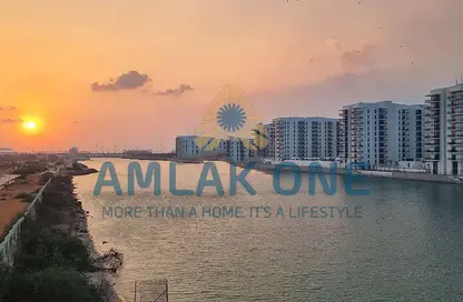 Apartment - 1 Bedroom - 1 Bathroom for rent in Waters Edge - Yas Island - Abu Dhabi