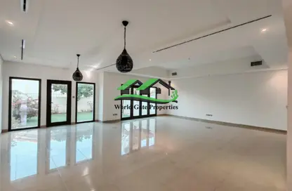 فيلا - 3 غرف نوم - 4 حمامات للايجار في فلل بلوم جاردنز - بلوم جاردنز - شارع السلام - أبوظبي