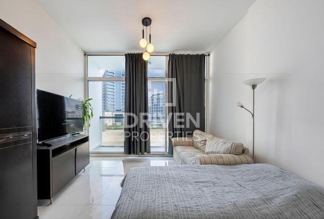 82377002 - Property Main Image