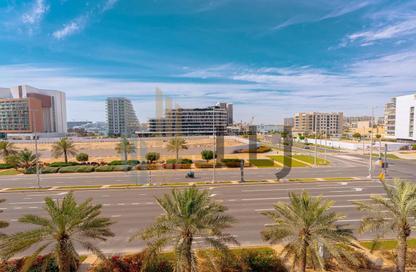 Apartment - 2 Bedrooms - 3 Bathrooms for rent in Al Raha Lofts - Al Raha Beach - Abu Dhabi