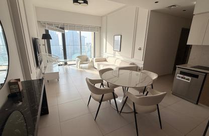 Apartment - 2 - 2 for rent in Burj Royale - Downtown Dubai - Dubai