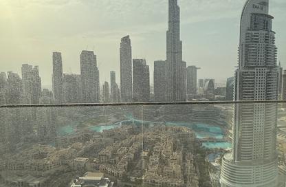 Apartment - 2 - 2 for rent in Burj Royale - Downtown Dubai - Dubai