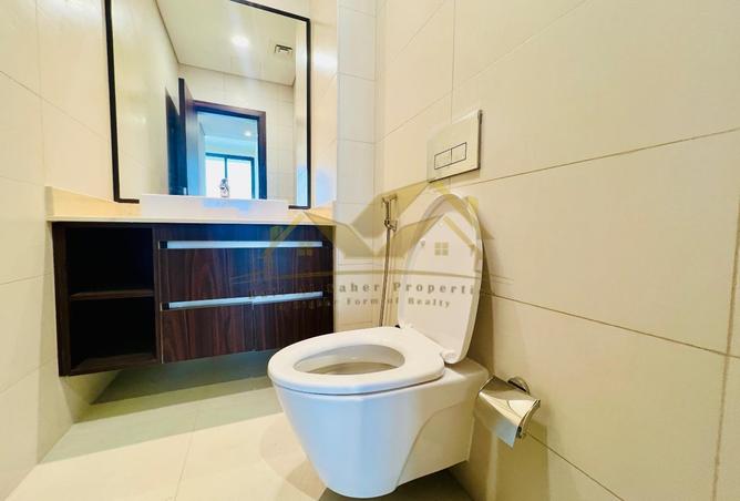 57800602 - Property Image 2