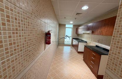 Apartment - 2 Bedrooms - 3 Bathrooms for sale in Olympic Park 1 - Olympic Park Towers - Dubai Sports City - Dubai