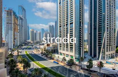 Apartment - 3 Bedrooms - 4 Bathrooms for rent in Boulevard Crescent Tower 1 - BLVD Crescent - Downtown Dubai - Dubai
