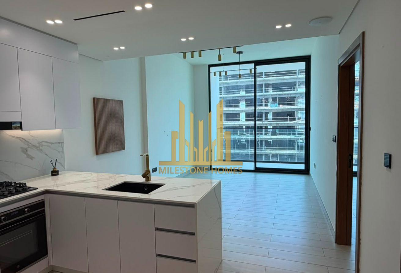 Exclusive Modern 1BR | Lowest Price | Balcony photo 9