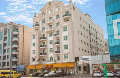 Apartment - 2 Bedrooms - 2 Bathrooms for rent in Al Barsha 1 - Al Barsha - Dubai