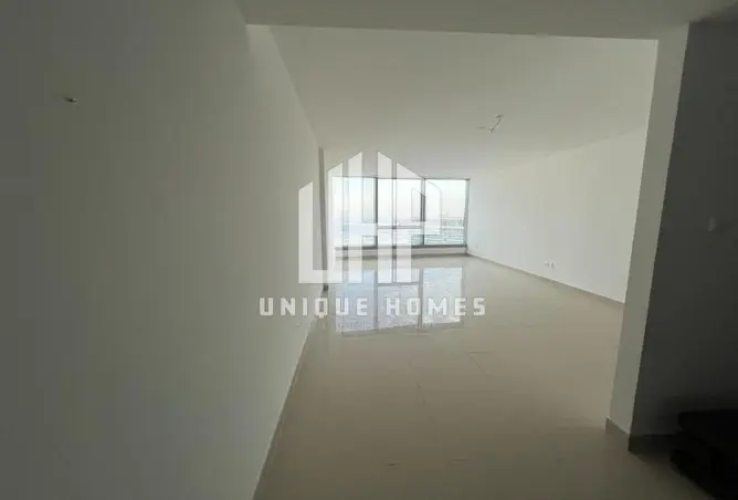 156015263 - Property Image 2