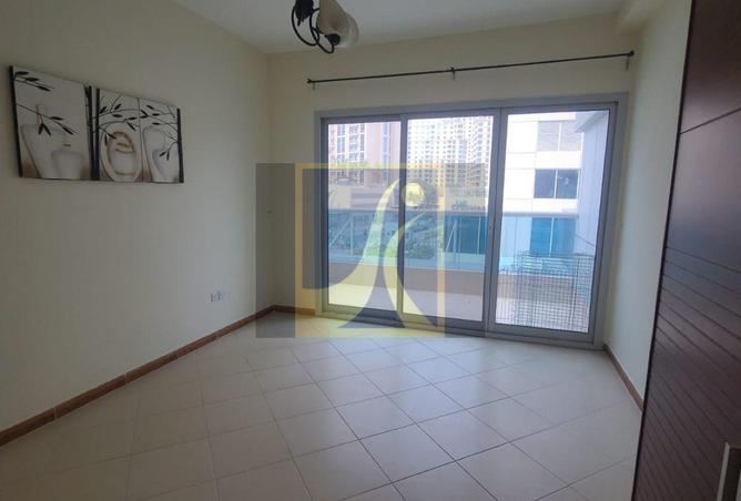 Dubai Marina Spacious Studio Rent Marina Diamond 3