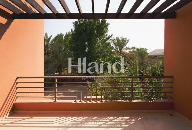 5-bed villa in Mangrove Village — photo 2