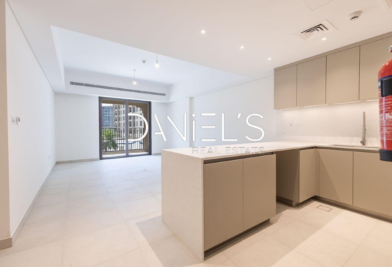 Exclusive | 2 Huge Balconies | Brandnew | Ready photo 4