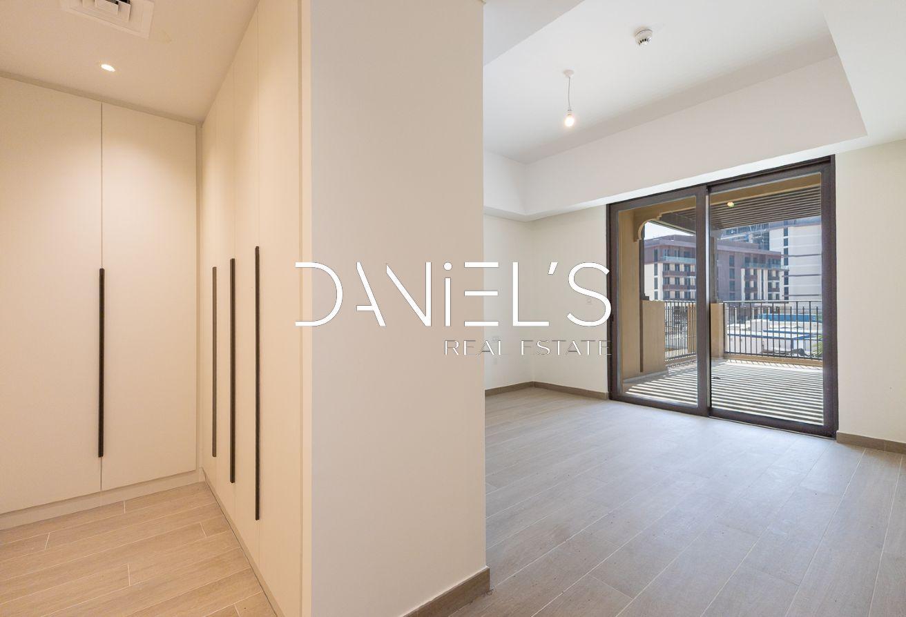 Exclusive | 2 Huge Balconies | Brandnew | Ready photo 9