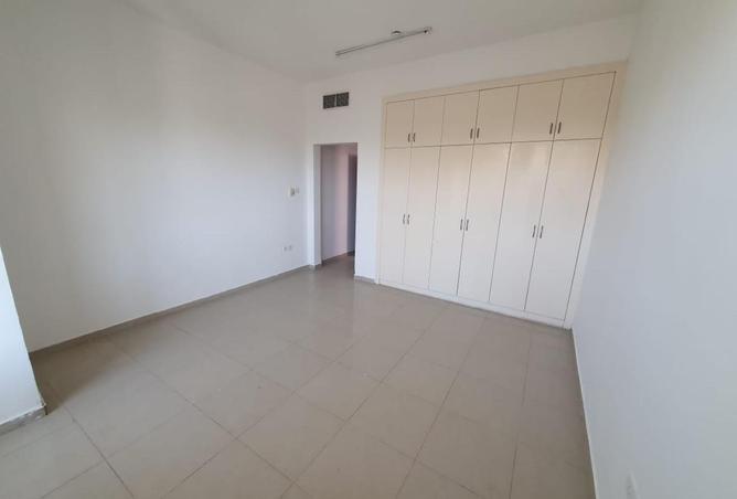 54385056 - صورة العقار 3