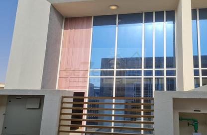 Townhouse - 1 - 2 for rent in Rukan 3 - Rukan - Dubai