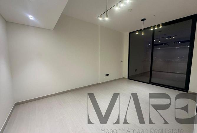 56542527 - صورة العقار 3