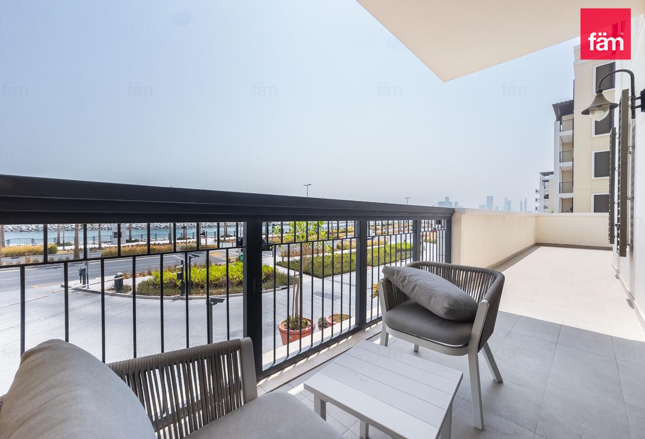 Spacious Balcony | Corner Unit | Seaview photo 20