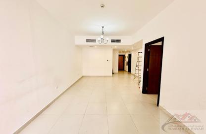 Apartment - 1 Bedroom - 2 Bathrooms for rent in SG Muwaileh Building - Muwaileh - Sharjah