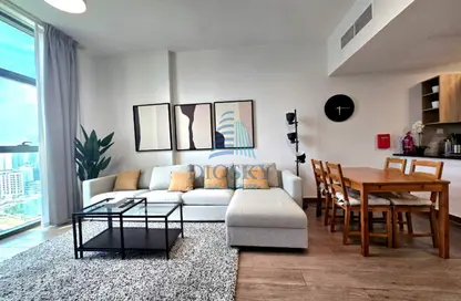 شقة - غرفة نوم - 2 حمامات للايجار في اكا ريزيدنس - منطقة 11 - قرية جميرا الدائرية - دبي