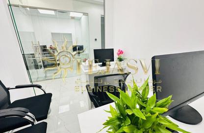 Office Space - Studio - 1 Bathroom for rent in Reem Residency - Al Karama - Dubai