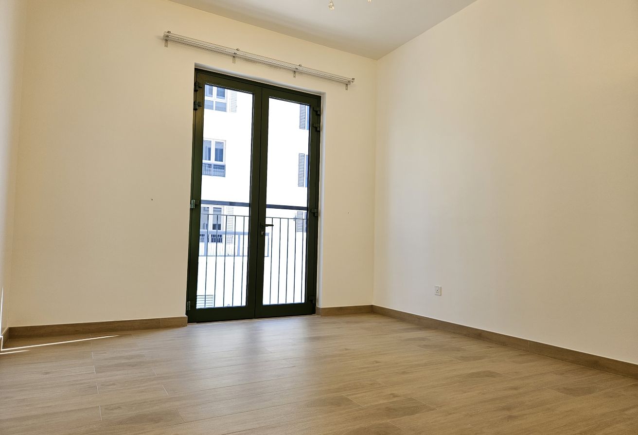 3 bedroom apartment in La Cote Building 3, Jumeirah: 10