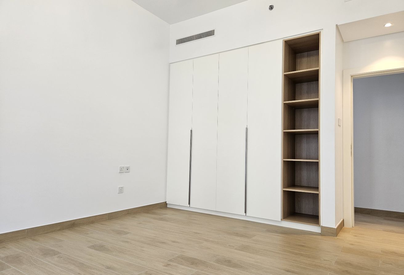 3 bedroom apartment in La Cote Building 3, Jumeirah: 11