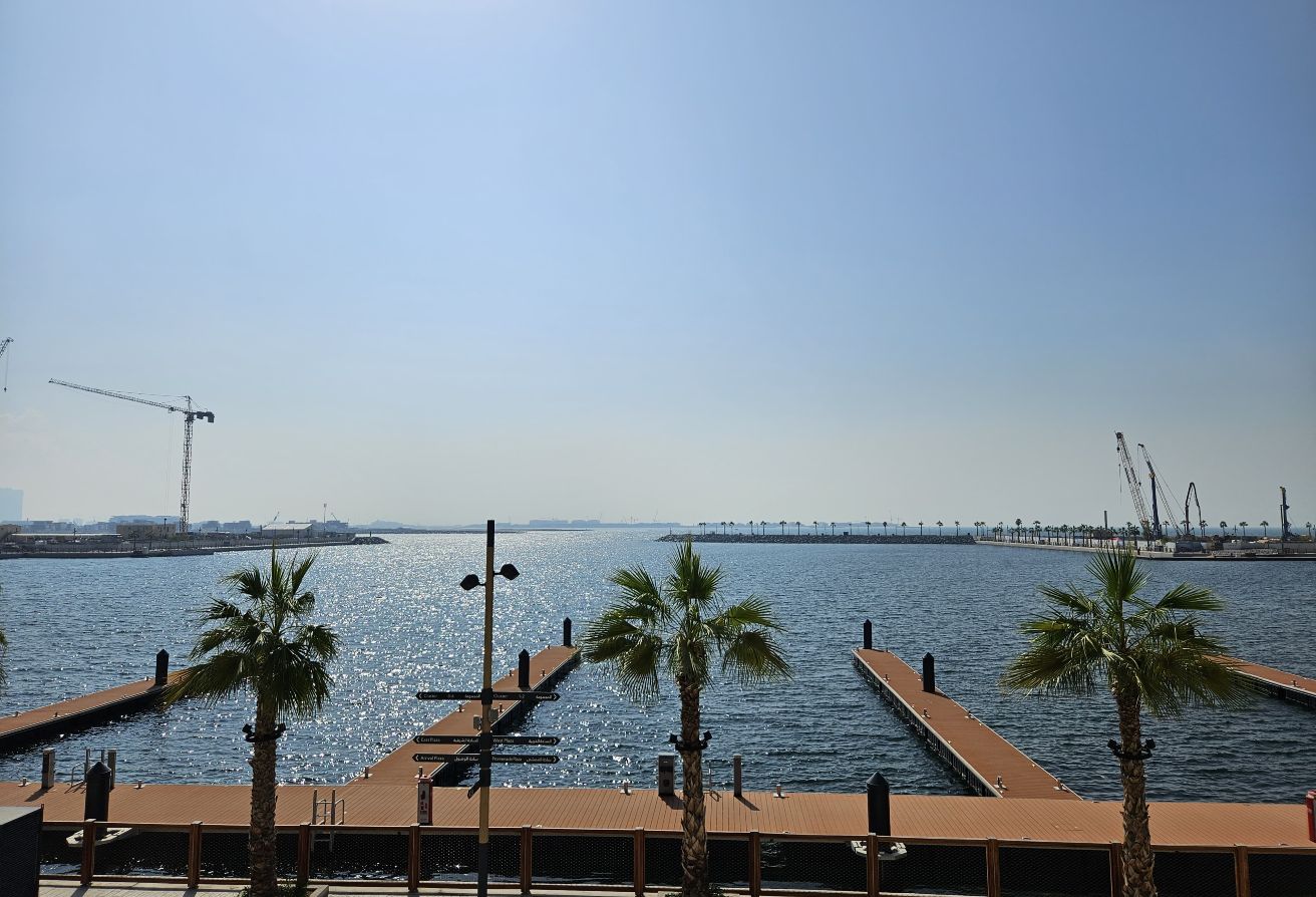 3 bedroom apartment in La Cote Building 3, Jumeirah: 5