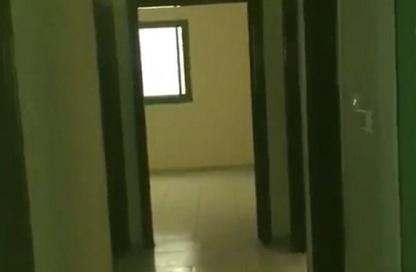 شقة - 2 غرف نوم - 2 حمامات للايجار في مدينة القاسمية - الشارقة