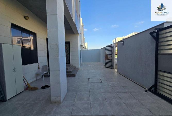 66703465 - Property Image 2