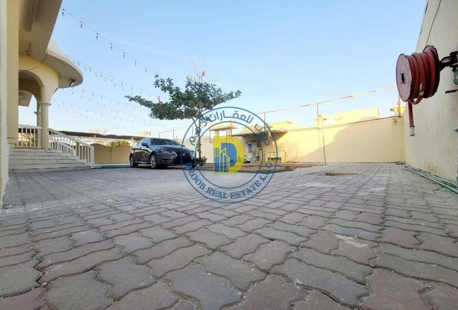 67433247 - Property Image 3