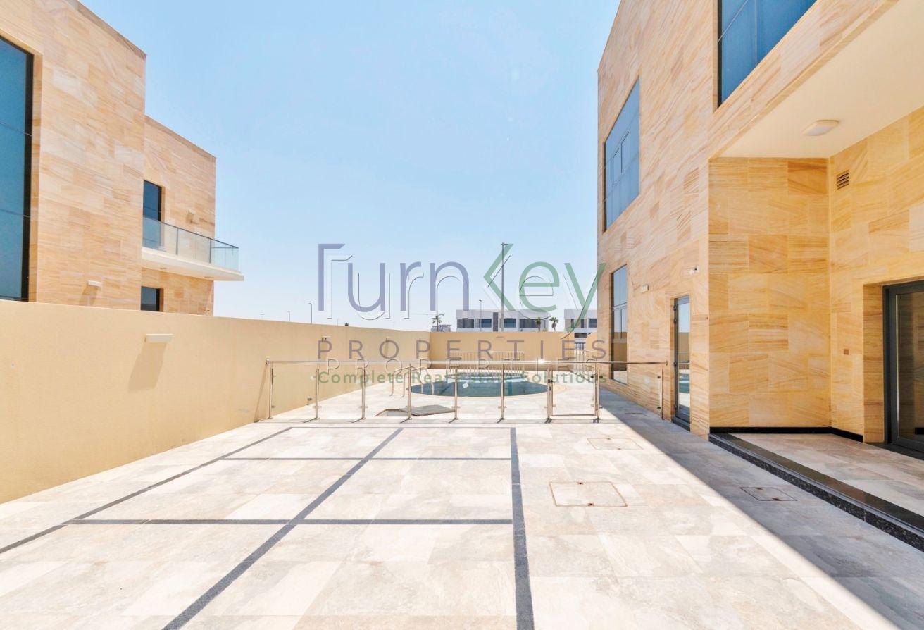 Luxury 6 BR Villa I Pool I Lift I Solar photo 19