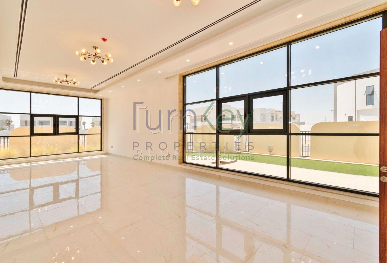 Luxury 6 BR Villa I Pool I Lift I Solar photo 5