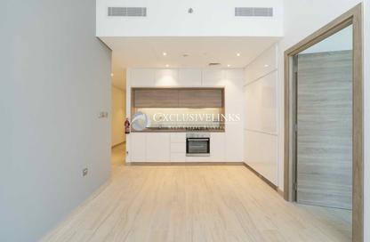 Apartment - 1 - 1 for rent in Studio One - Dubai Marina - Dubai