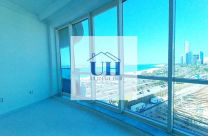 Apartment - 3 Bedrooms - 4 Bathrooms for rent in Cornich Al Khalidiya - Al Khalidiya - Abu Dhabi