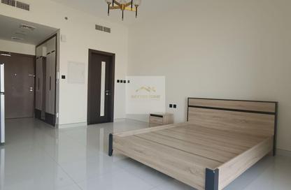 Apartment - Studio - 1 for rent in Wavez Residence - Liwan - Dubai