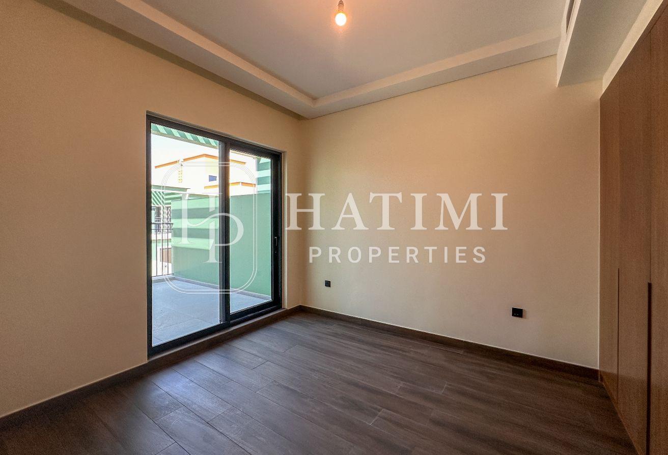 SPACIOUS 3 BEDROOM | READY TO MOVE | BRAND NEW photo 11