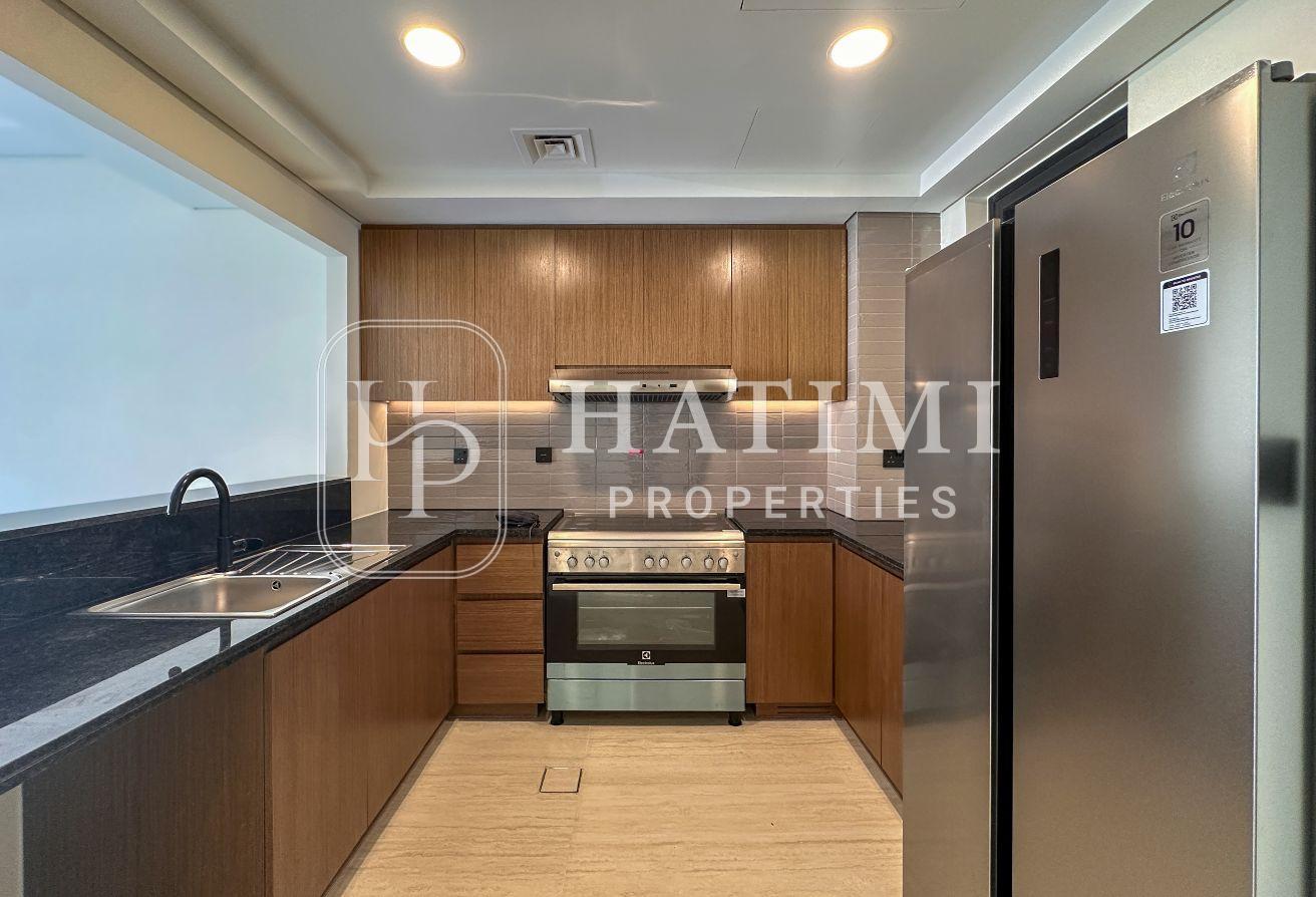 SPACIOUS 3 BEDROOM | READY TO MOVE | BRAND NEW photo 5