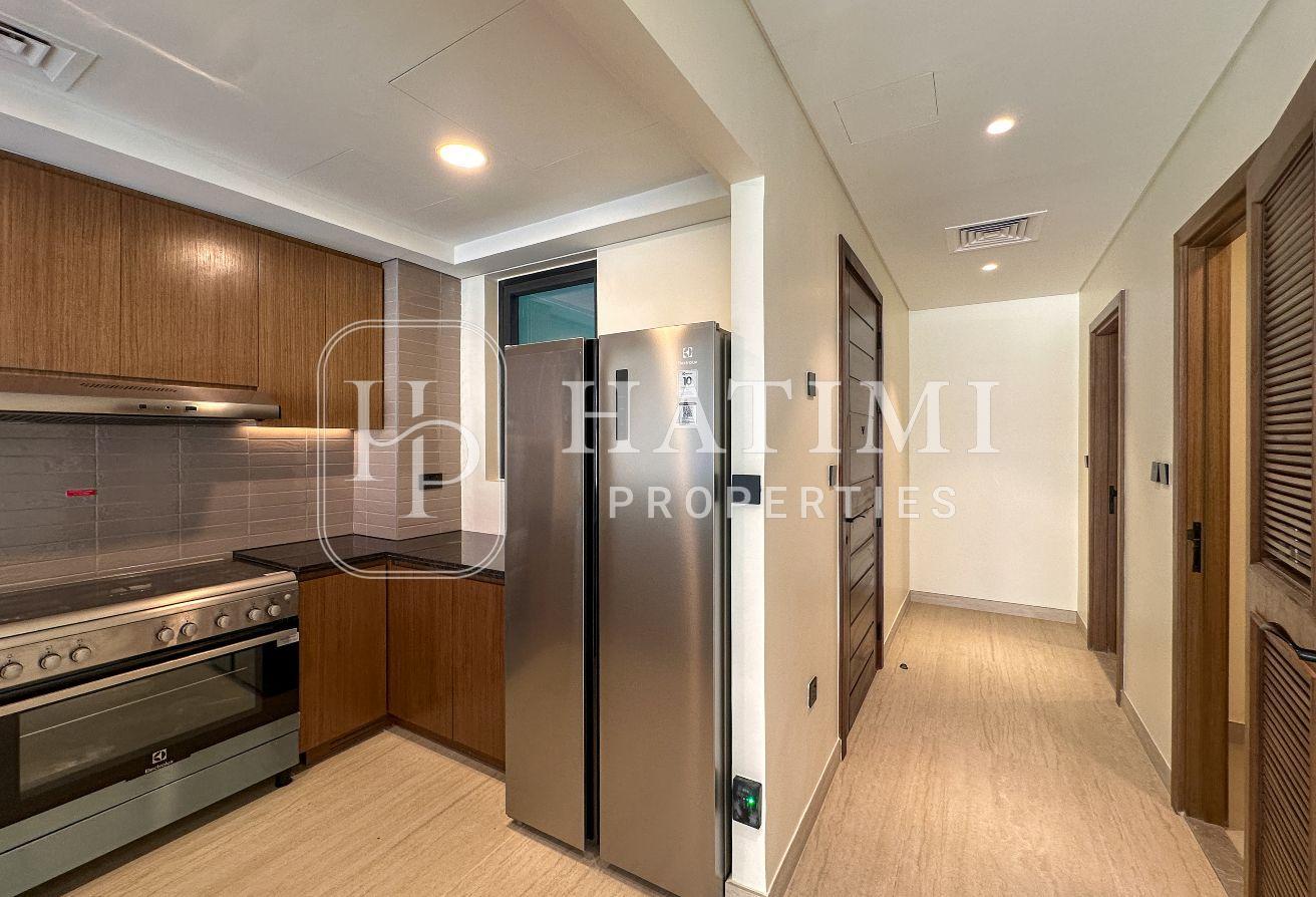 SPACIOUS 3 BEDROOM | READY TO MOVE | BRAND NEW photo 6