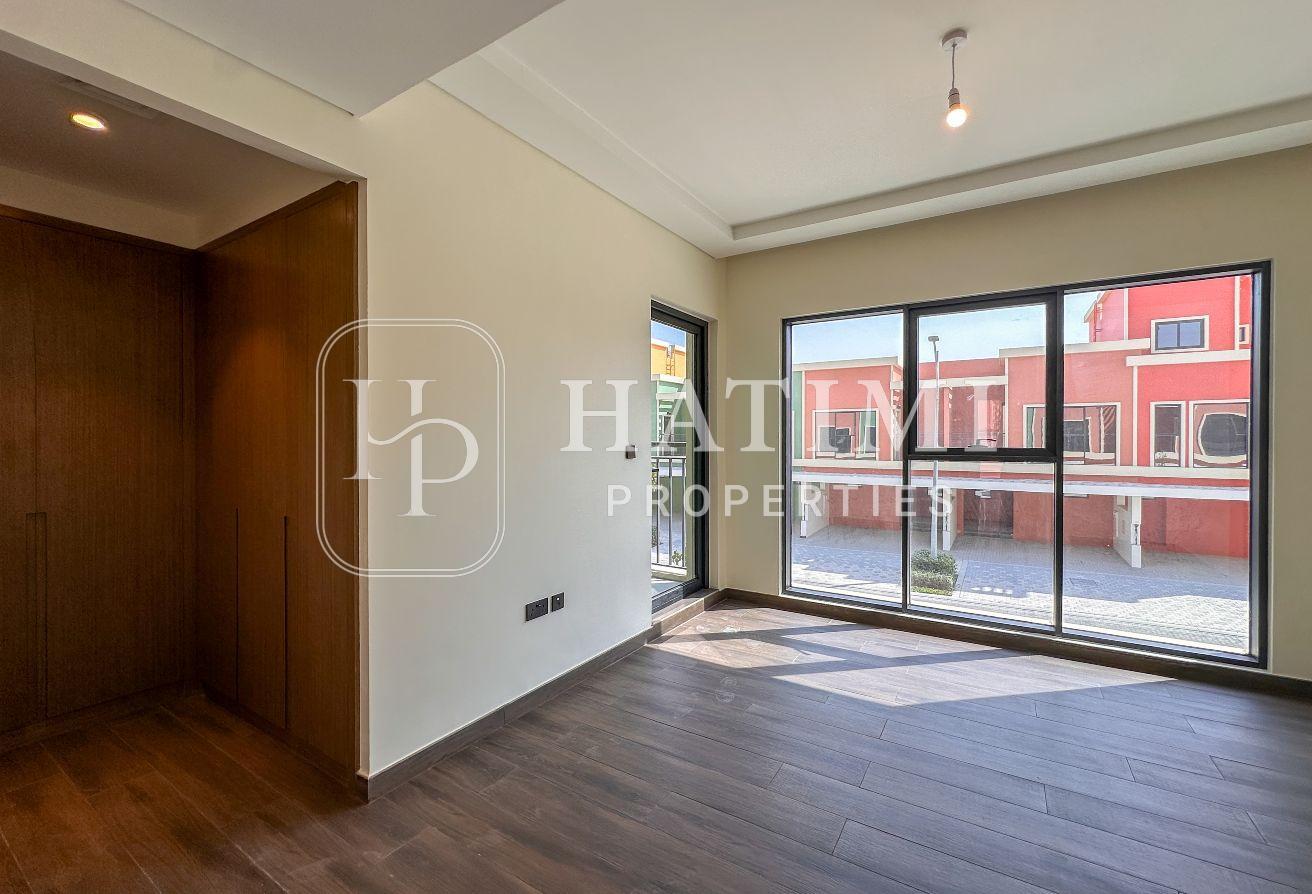SPACIOUS 3 BEDROOM | READY TO MOVE | BRAND NEW photo 9