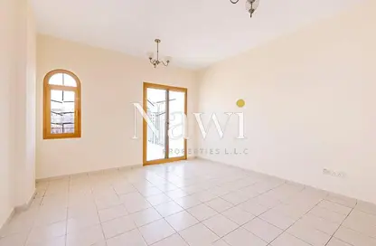 Apartment - 1 Bedroom - 2 Bathrooms for rent in Building IC1-EMR-07 - Emirates Cluster - International City - Dubai