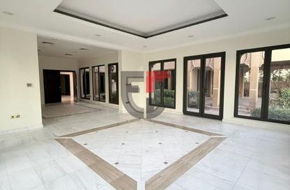 Villa - 6 Bedrooms - 6 Bathrooms for rent in Signature Villas Frond C - Signature Villas - Palm Jumeirah - Dubai