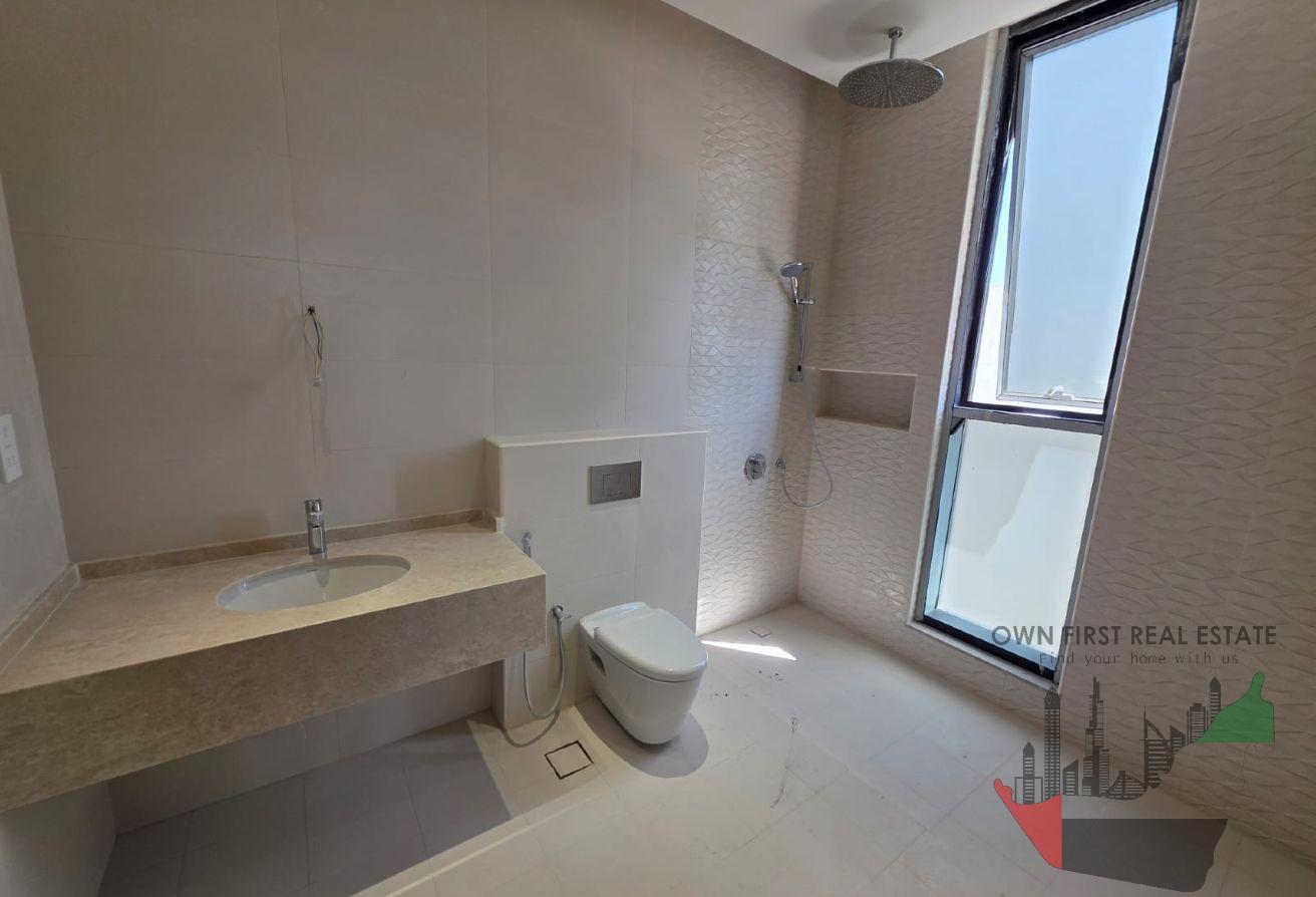 BRAND-NEW | 5BR VILLA| PRIVATE POOL & LIFT| VACANT photo 8