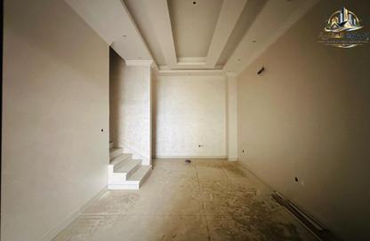 Villa - 4 - 5 for sale in Kabbali Hills - Al Helio 2 - Al Helio - Ajman