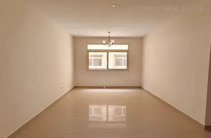 Apartment - 1 Bedroom - 2 Bathrooms for rent in Muwaileh 29 Building - Muwaileh - Sharjah