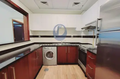 Apartment - 2 Bedrooms - 3 Bathrooms for rent in Emerald Jadaf 1 - Al Jaddaf - Dubai