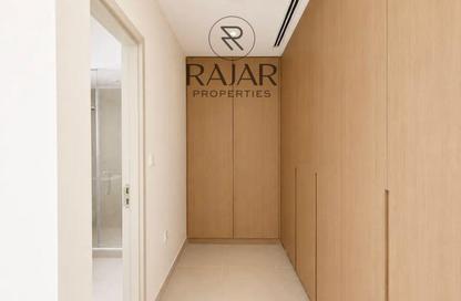 Townhouse - 4 - 5 for sale in Lillia - The Valley - Dubai